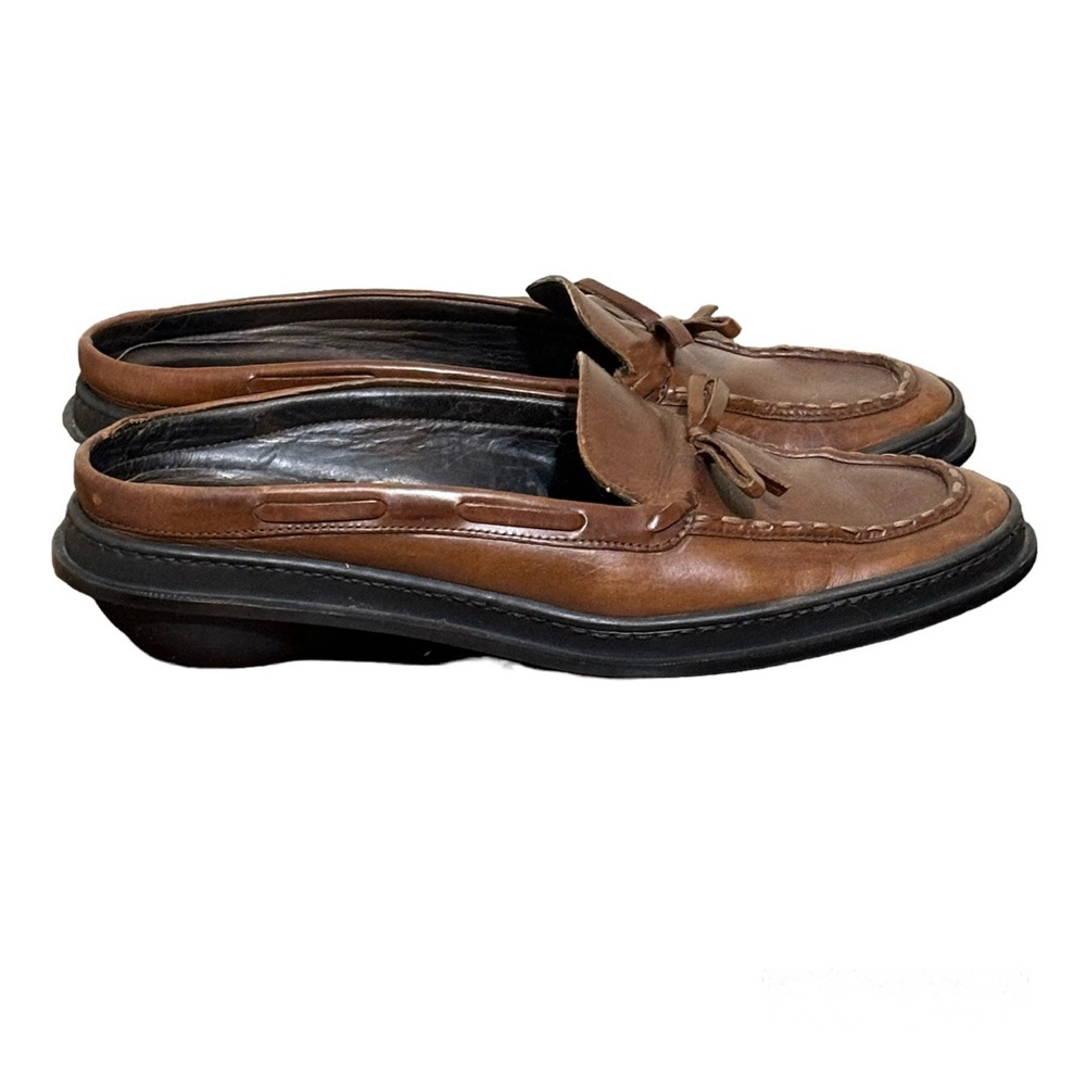 Cole Haan crafted in Italy leather top tie slides in chestnut brown. Women’s 7